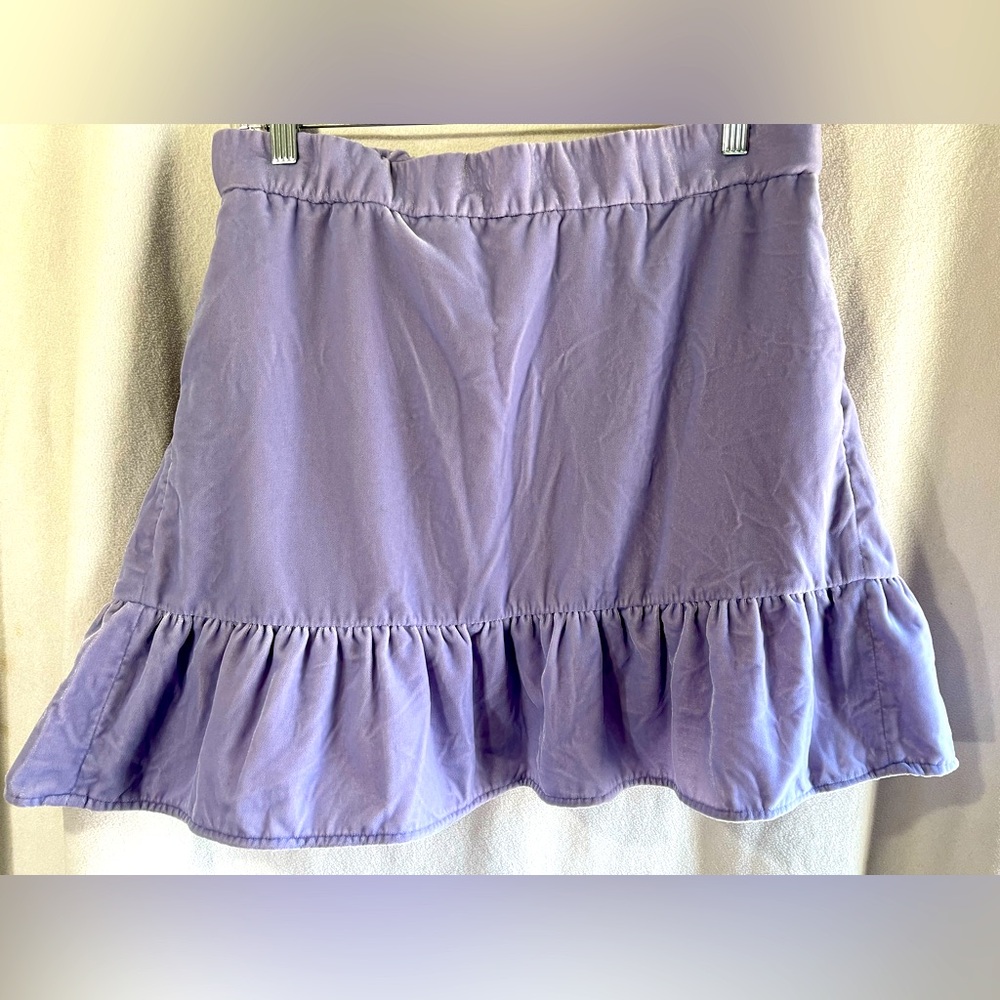 J. Crew Women’s Lavender Velvet Ruffled Skirt. Size Large